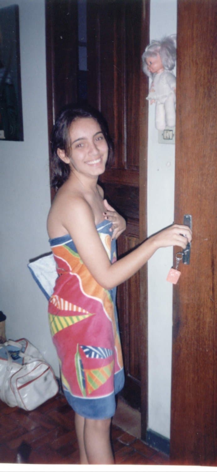 Teen Petite young hot bitch Wife fernanda puta casada loira gostosa novinha