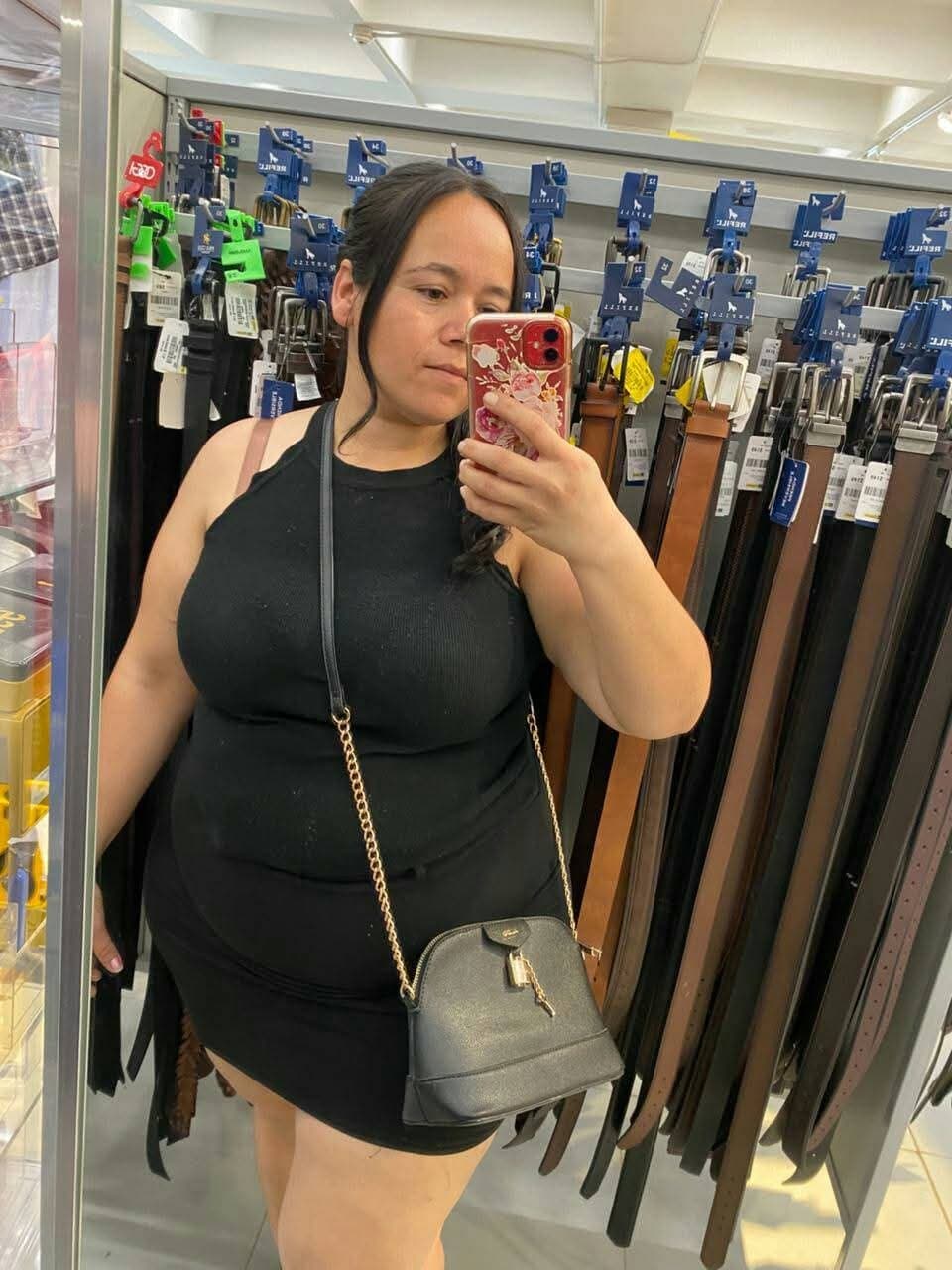 PEAR SHAPE THICK CURVY LATINA SSBBW BIG BOOTY ASS