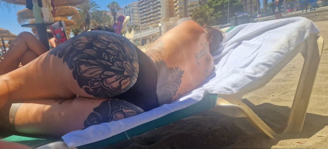 Kik. Very hot pawg fucked by a big dick. With anal plug dp. Homemade irl