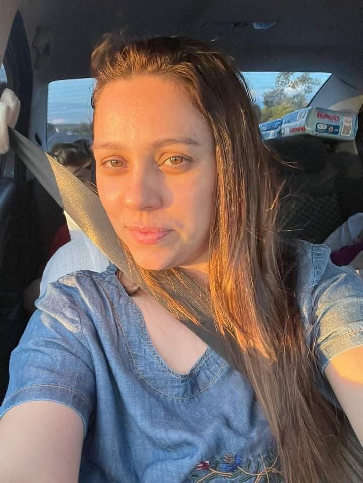 Alguém pra Goz4r Pra minha Put@ ???