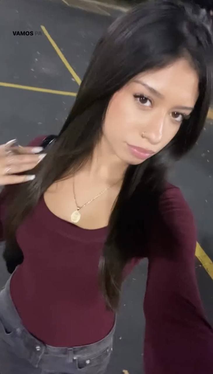 (REQUEST ME) anonymous sends a pic of his cousin sister ? bbc bj