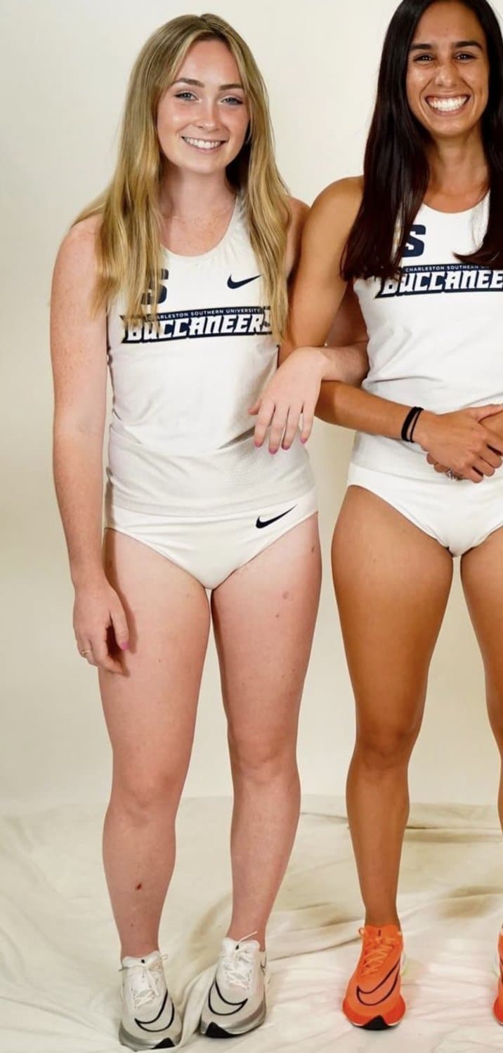 Click to view full size Track slut Emma Claire