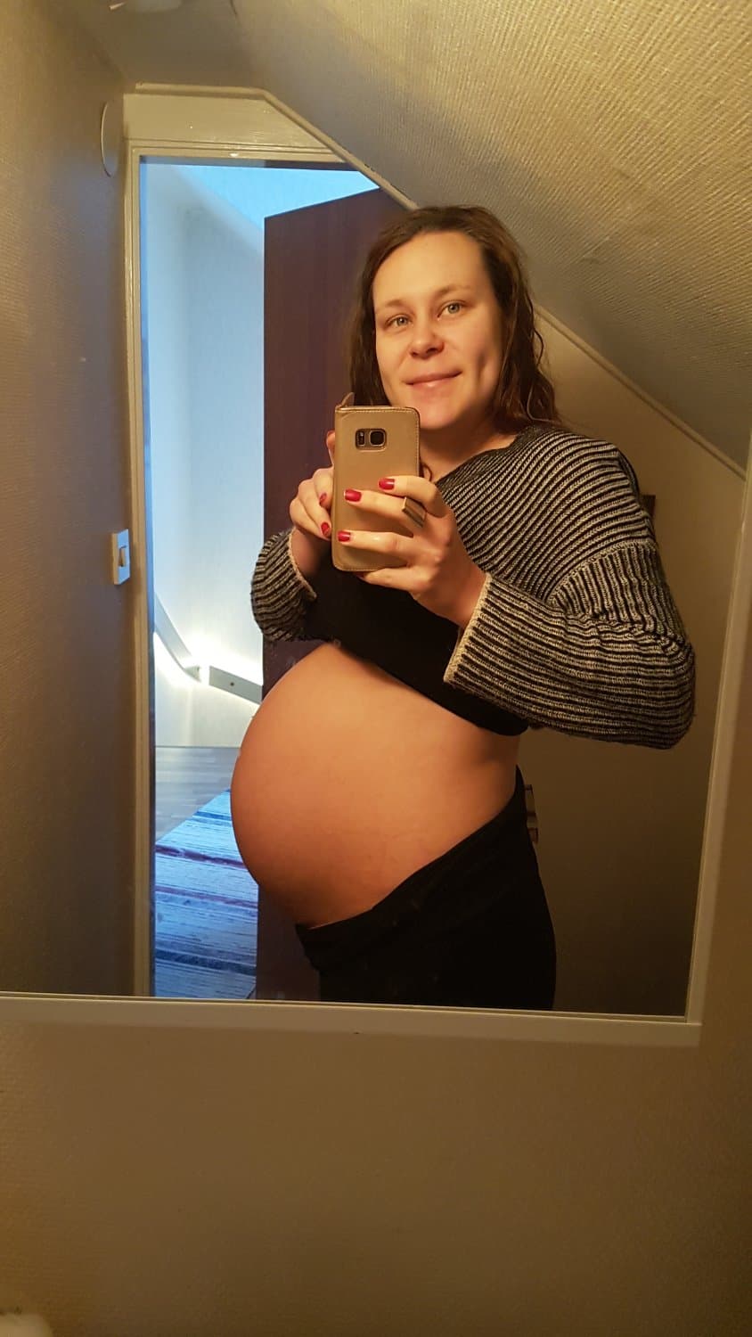 PREGNANT SARA GETS POUNDED BY A BLACK COCK???