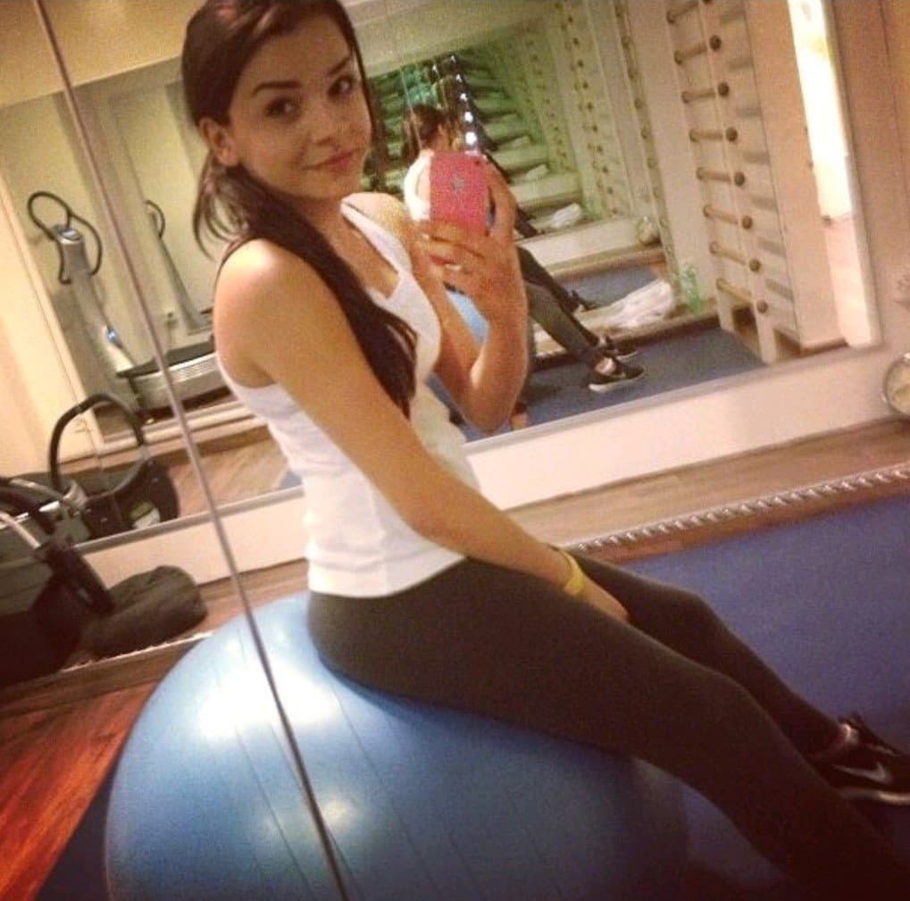 Albanian teen hottie Rina