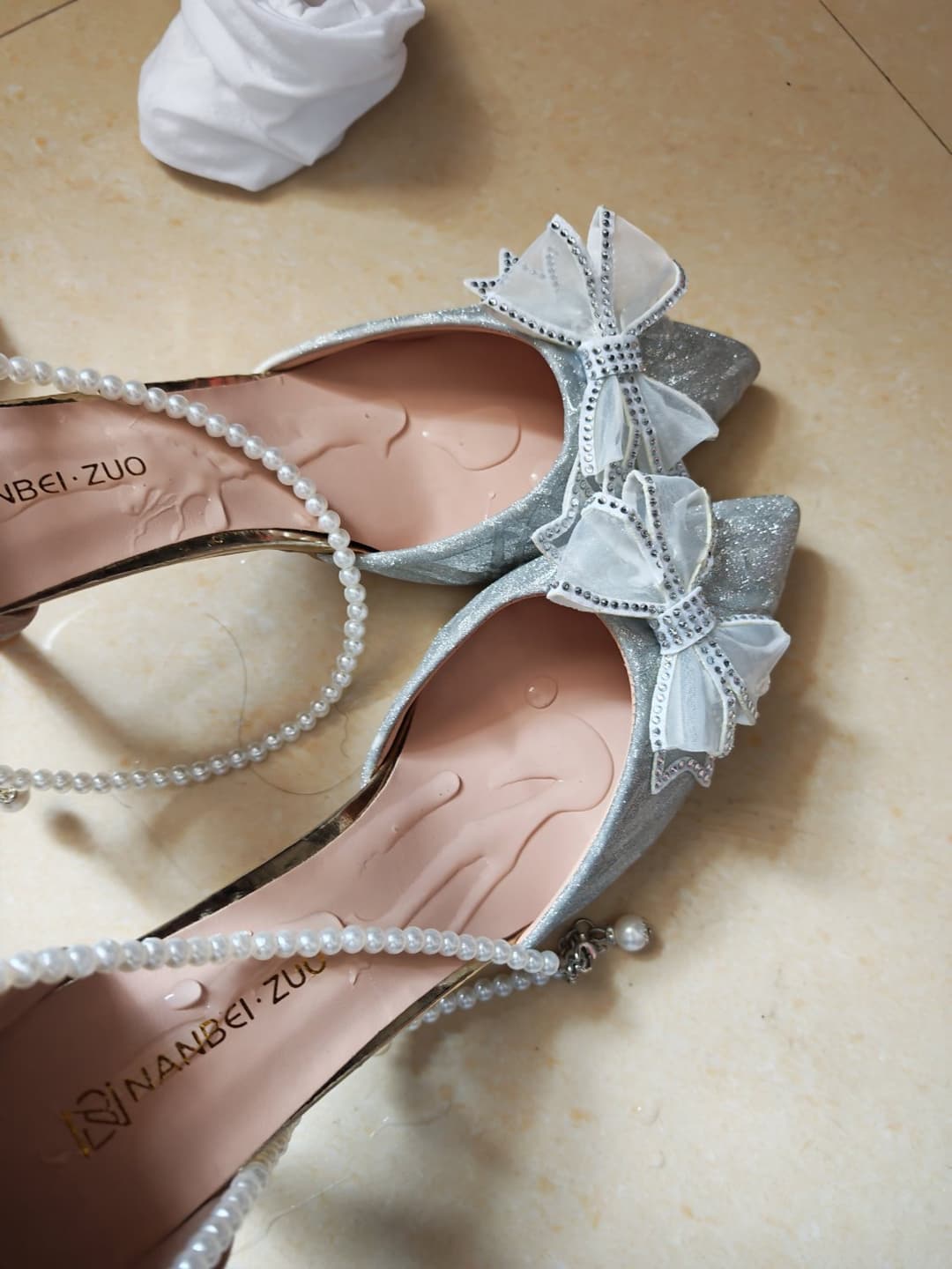 Asian feet / shoes & cum 2