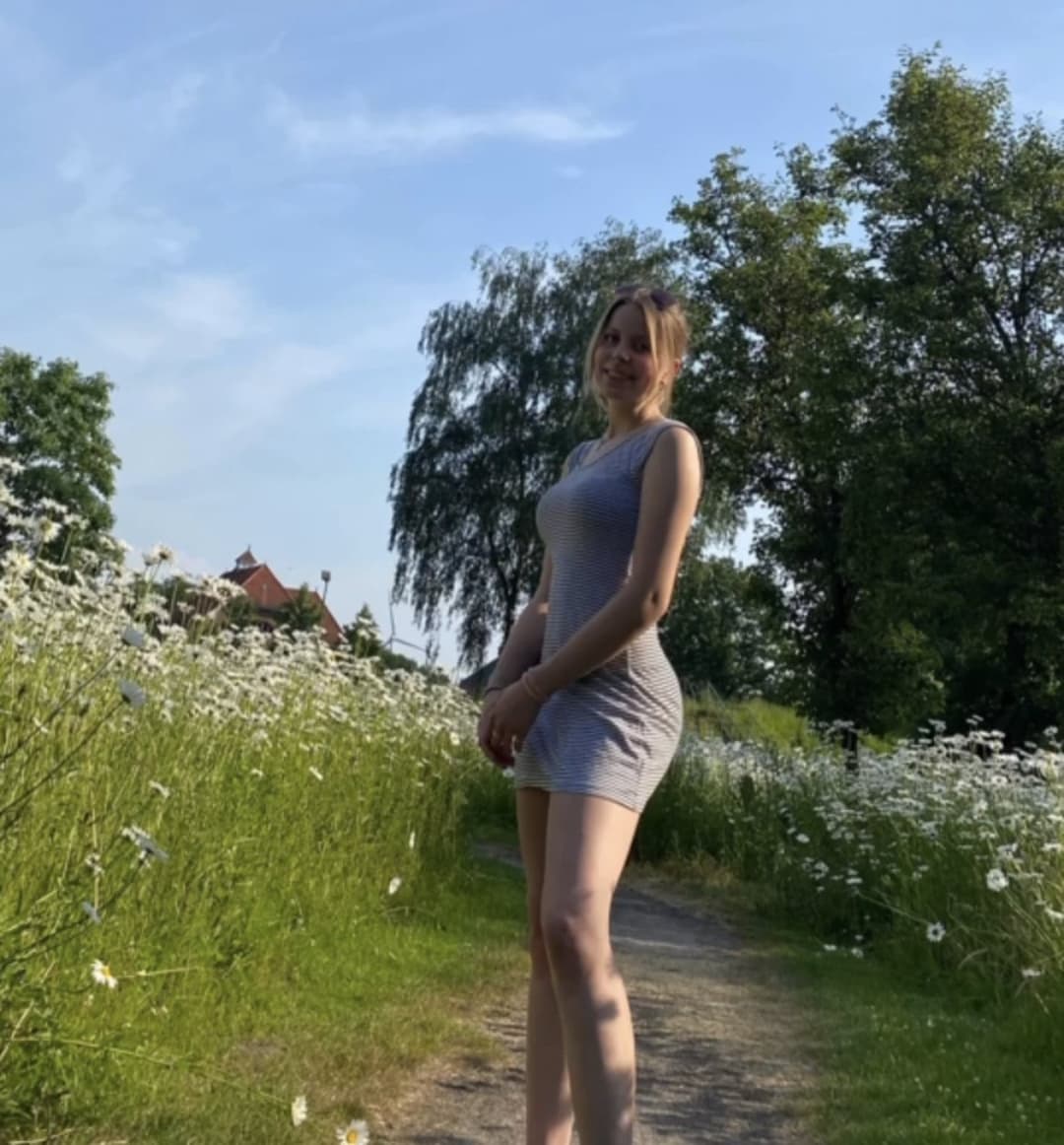 Hot german teen whore Leonie P. | Geile deutsche teen Hure Leonie P.