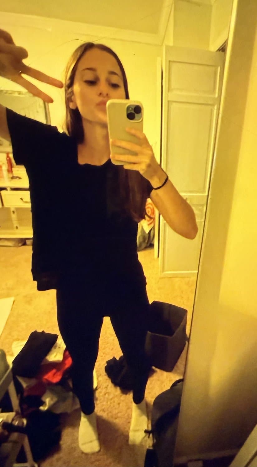 Big Tit 18 year old Sexy Slut Andi