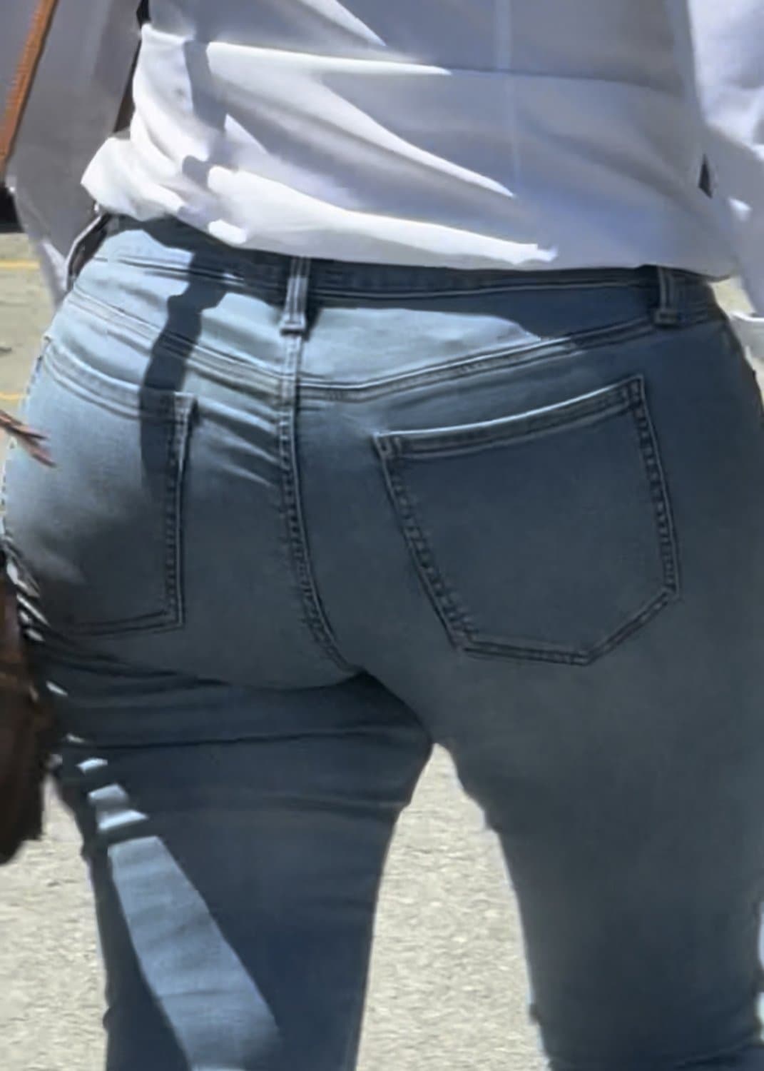 Creepshot : Thick Milf Slow Motion : NSFW Audio