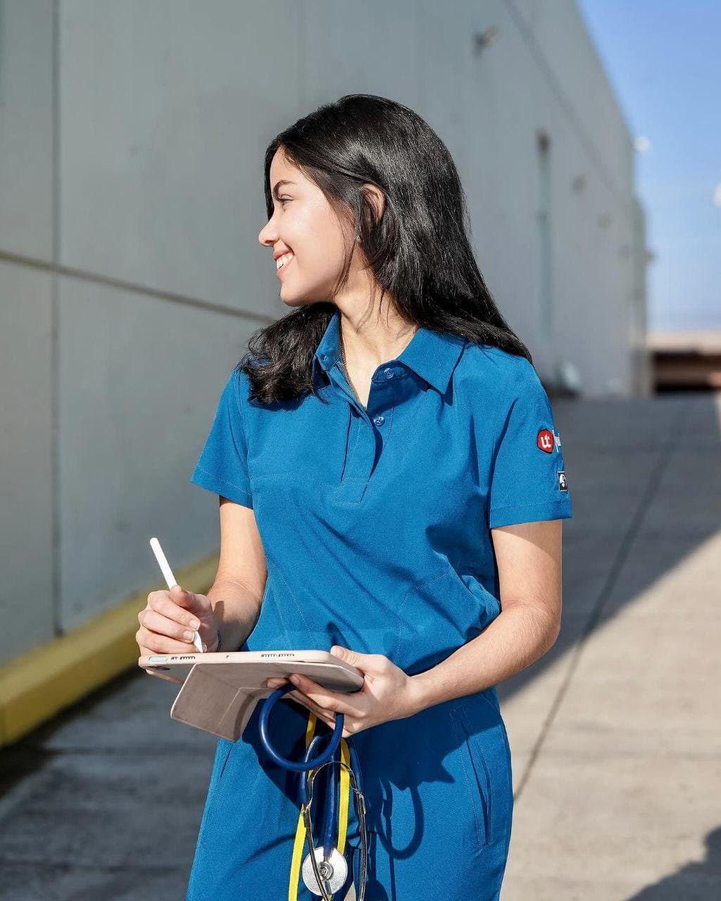 Tight Latina rich teen is a natural cock tease. Honduras slut loves giving blue balls and head