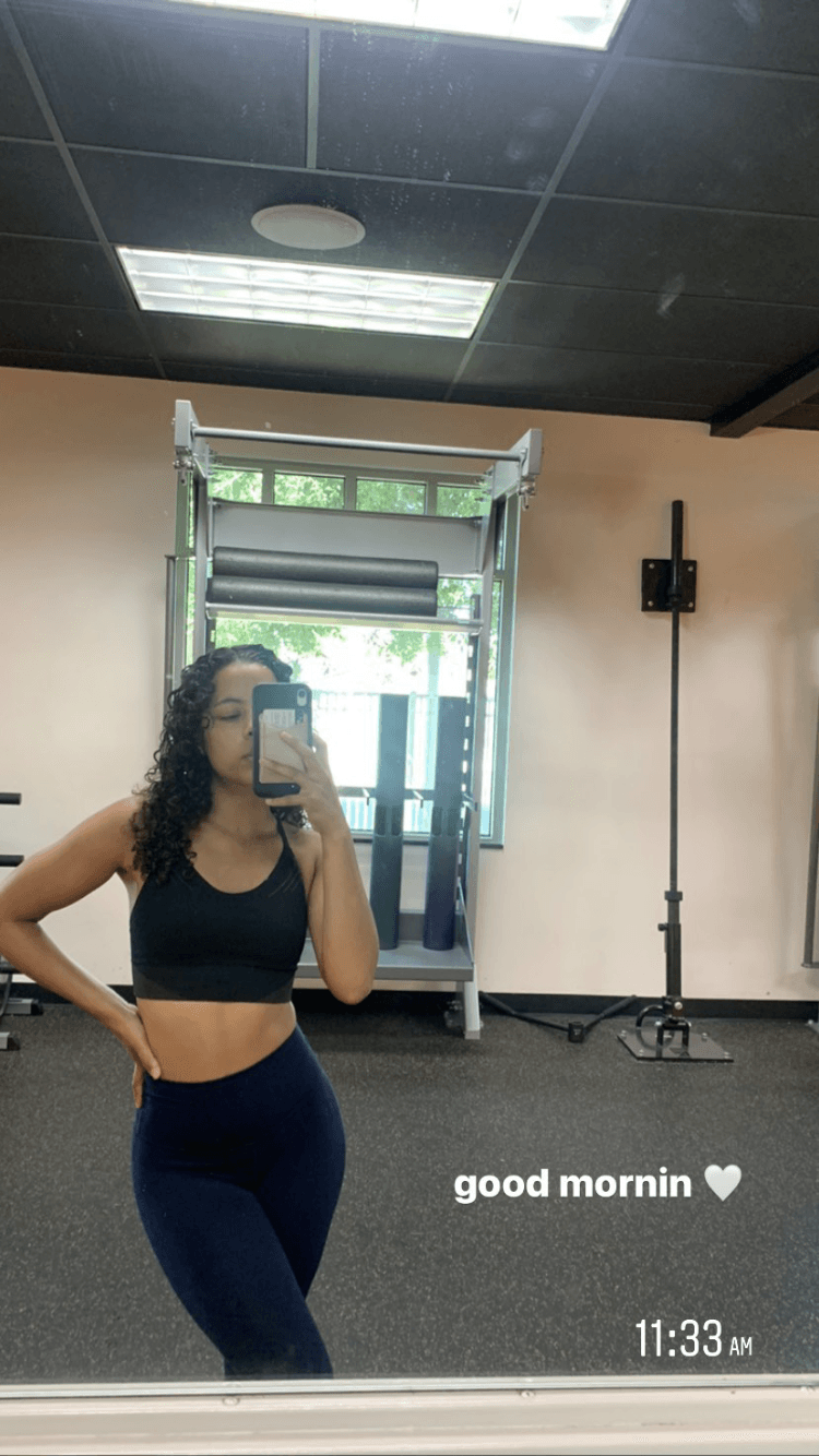 Curly Hair Super Sexy Bikini Teen Model Keyatta