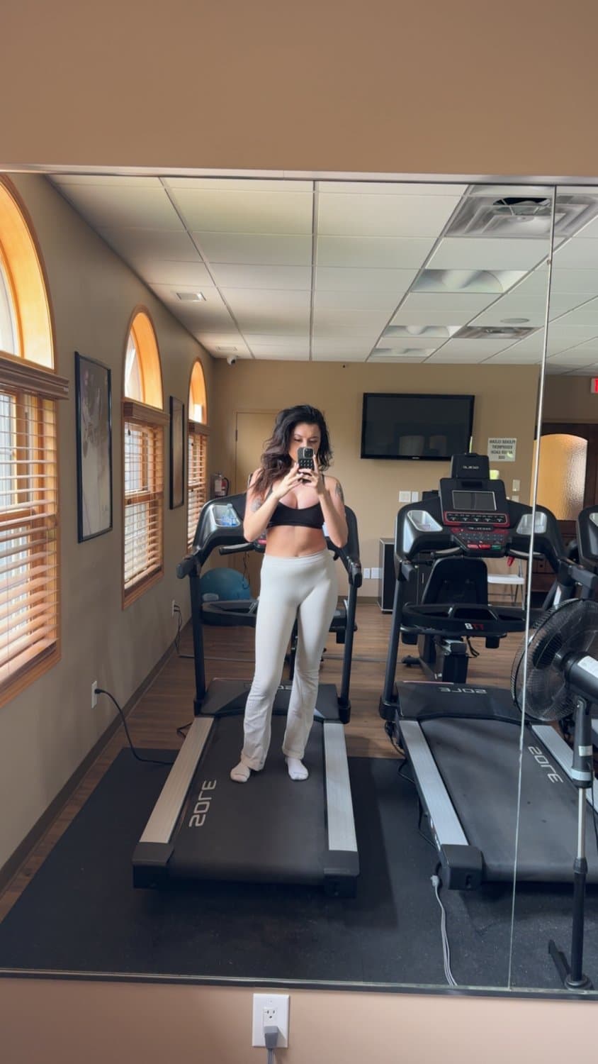 Post abs workout selfie