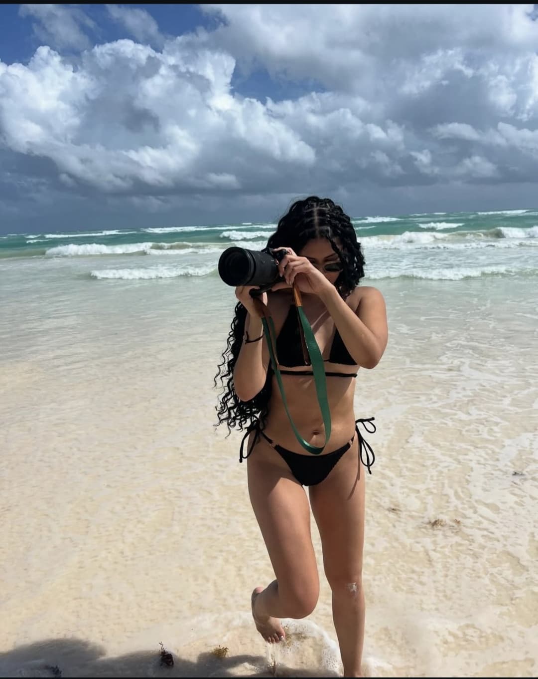 Kimmie Q97 from Fresno 559 ?goonfuel feet, soles, legs, nips, tribs. I love jerking to her ?