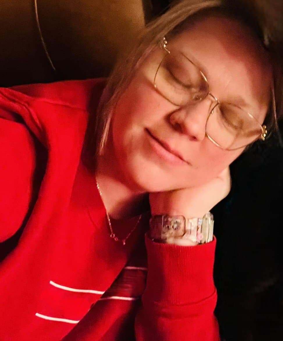 MA COLLEGUE PROF DE QC (HOT QUEBEC TEACHER) RANDOM PIC GAME