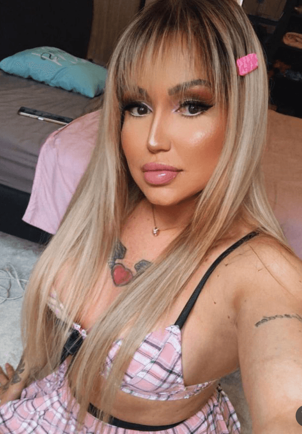 Click to view full size Michele nogueira