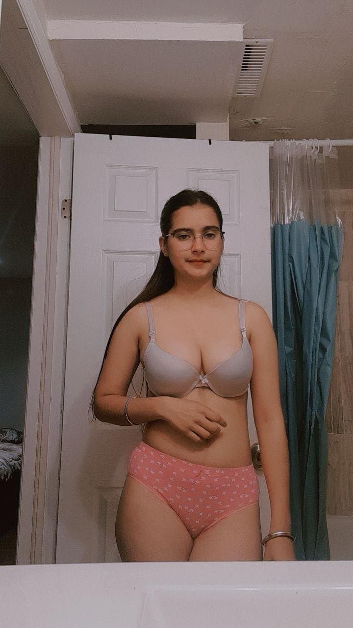 Indian desi nerdy glass girl nude videos