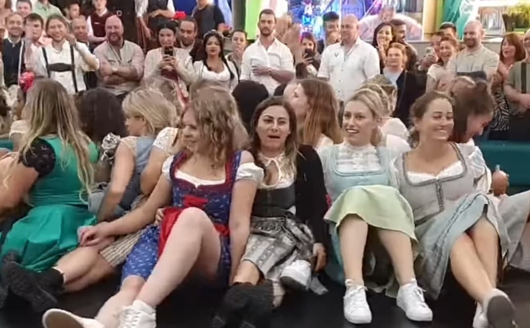 Click to view full size Devils Wheel Upskirts Pt. 2