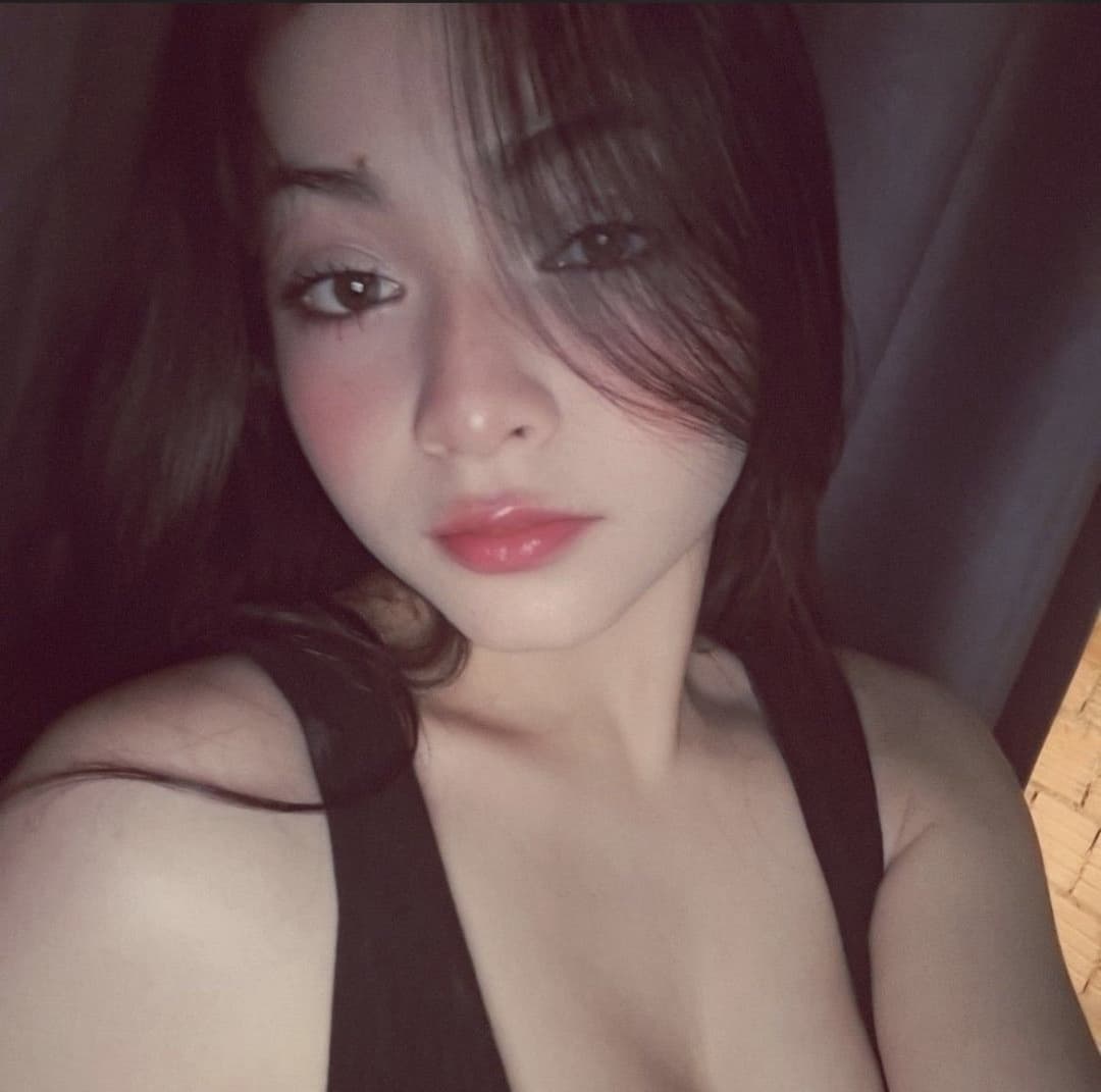 18 years old Paraguay video call