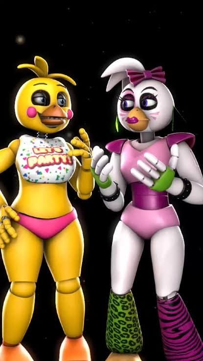 Click to view full size Toy chica e roxy