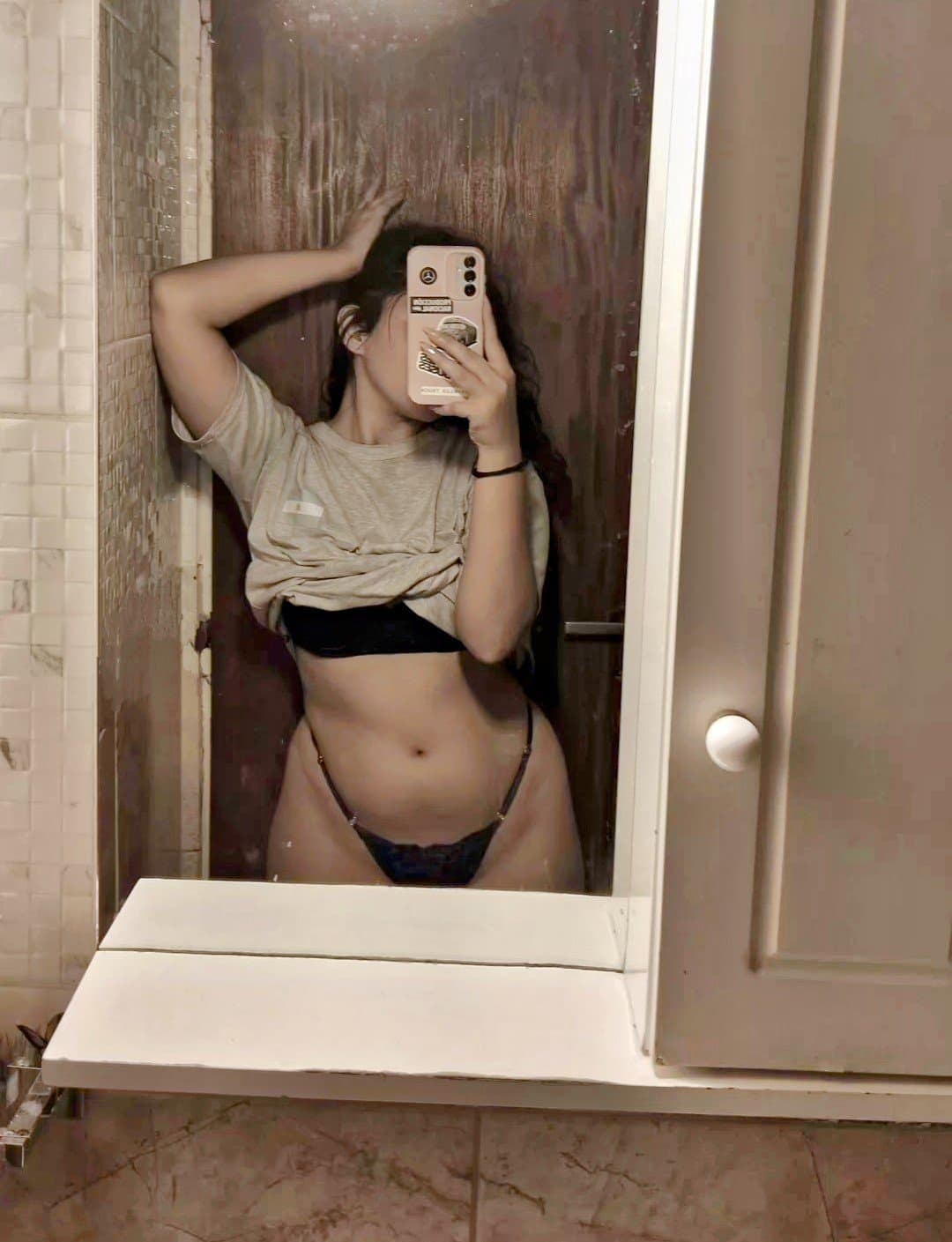 Pendeja putita, luna escorts de zona oeste (el que quiera data me habla al pv)