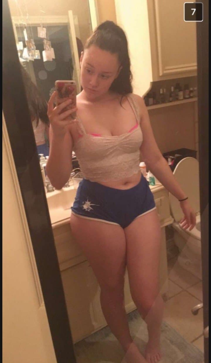 Adolescente Americana??? Bien Cachonda??? (Packs Filtrado)?