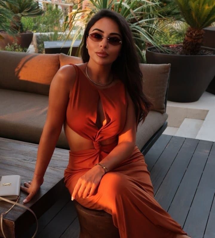 Sexy glamour feet pedicure woman