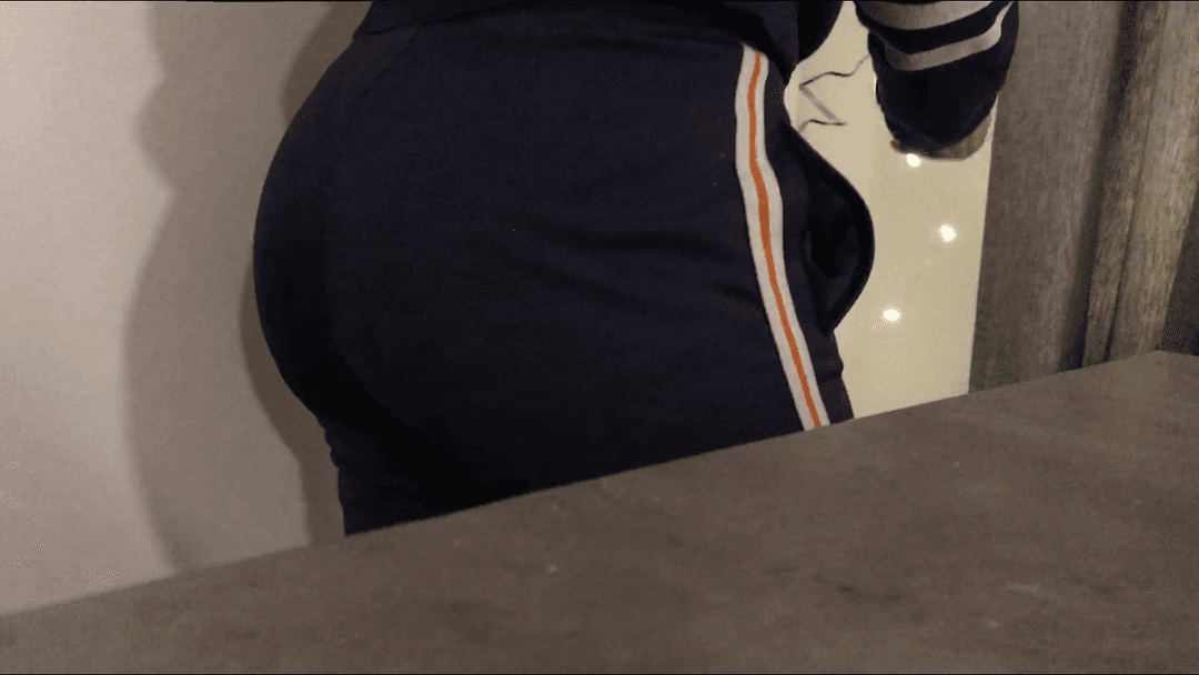 My Moms Ass Creepshots (Your Favorite Pants)