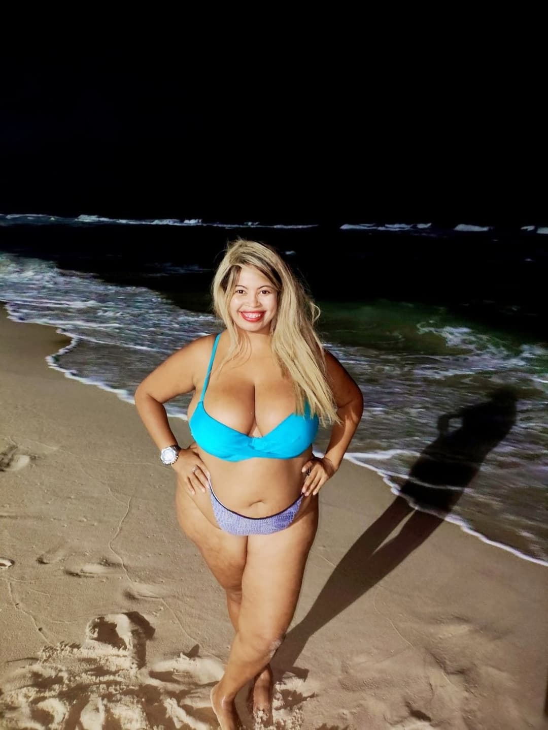 Gislaine gorda rabuda e peituda