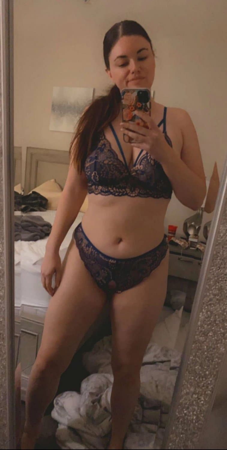 Nurse Ashley horny after work and wants to fuck