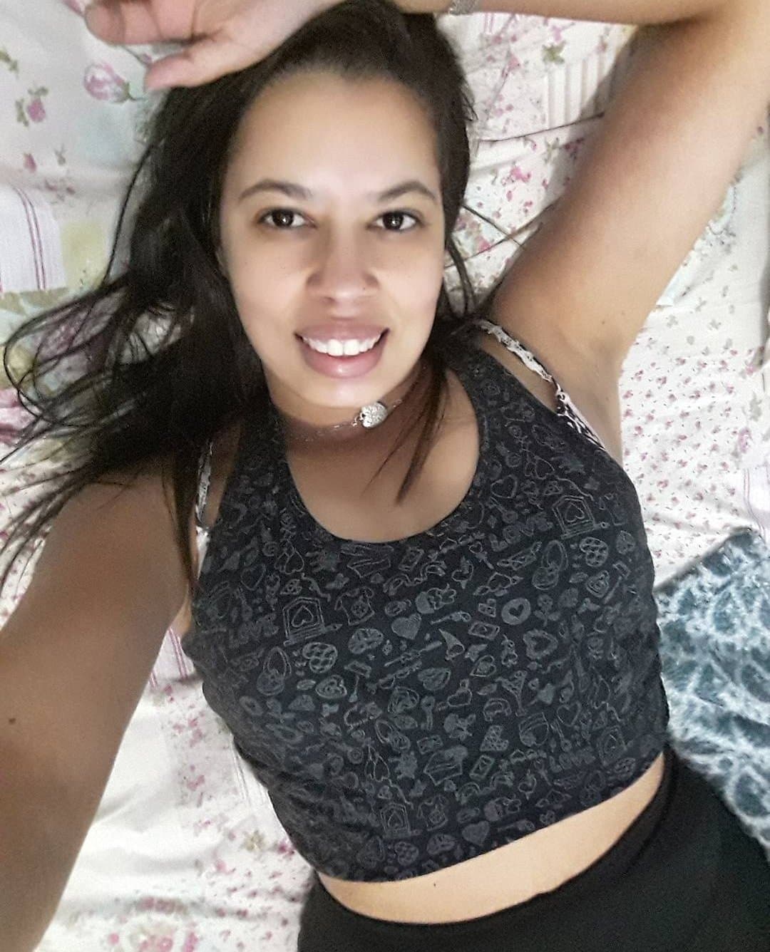 Mãe solteira branquinha gostosa e corna