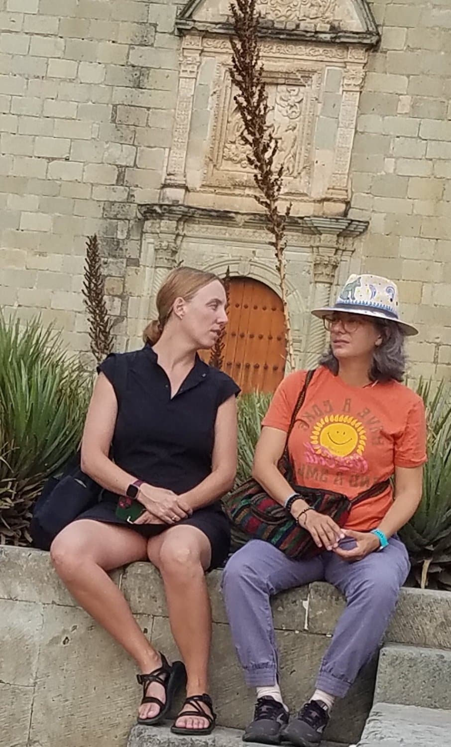 blondie in drees  (legs)