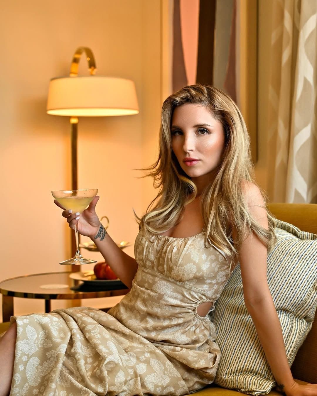 Click to view full size Disclosure #646: That pornstar meme