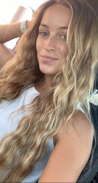 Click to view full size Brenna - perfect fitness slut with piercings showing off