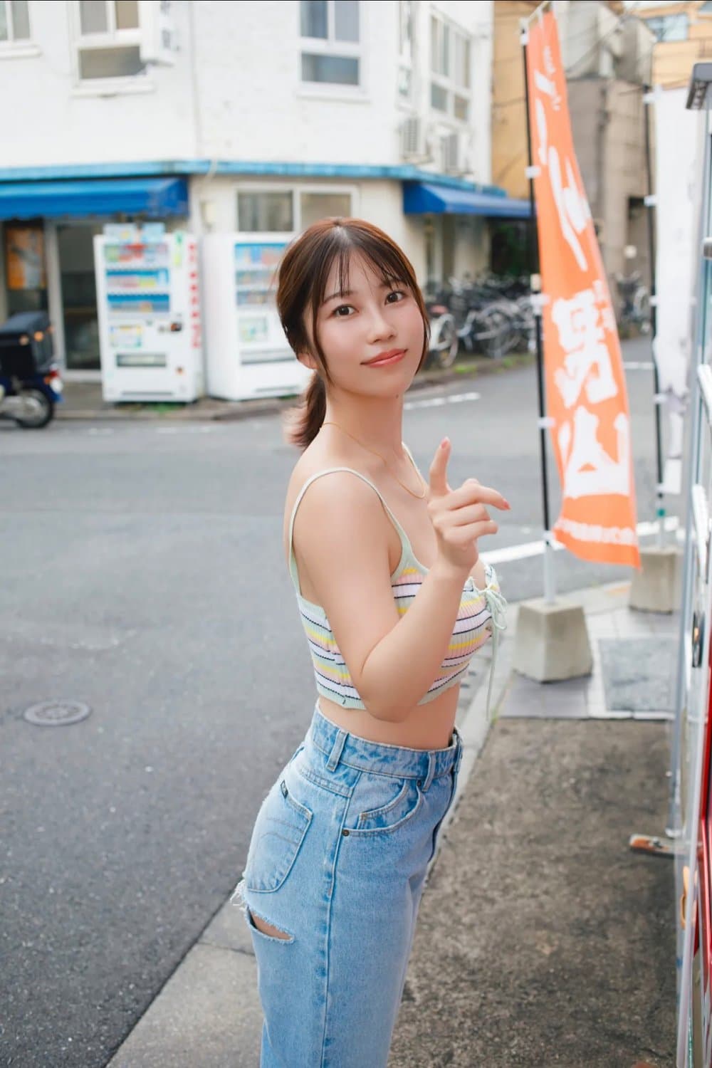 Iori Io - Monthly Girl PHOTOBOOK