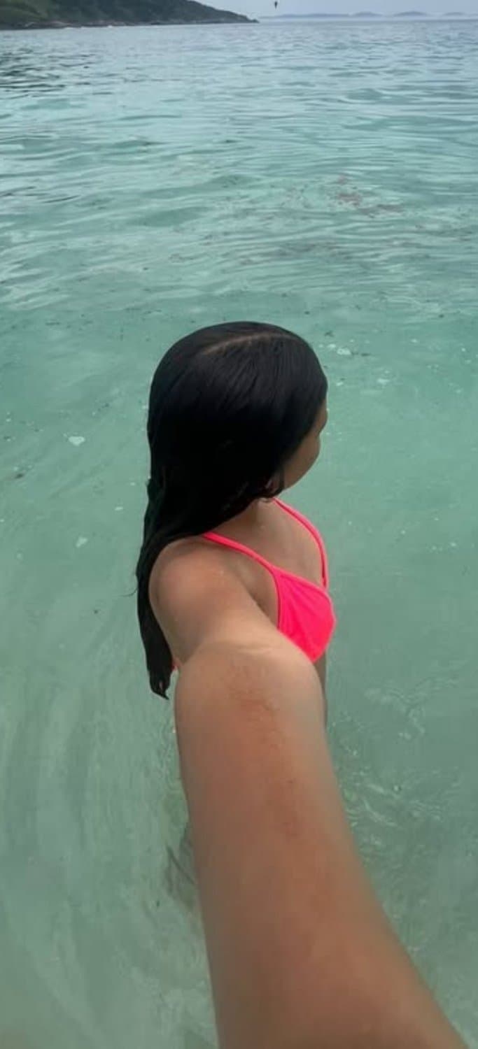 Anna laura, novinha escolar gostosa