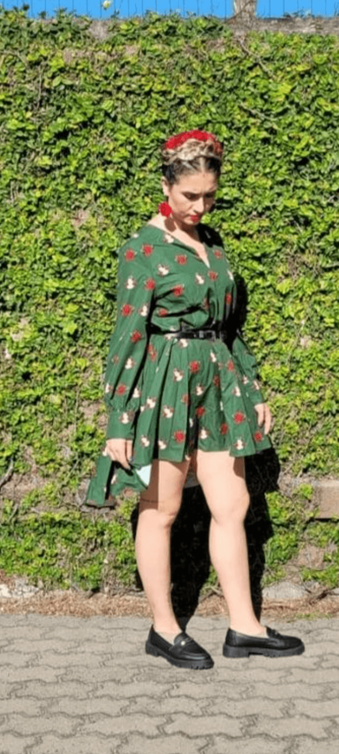 Durante a sessão  ela olhou pro fotógrafo e disse "goza nos meus seios"