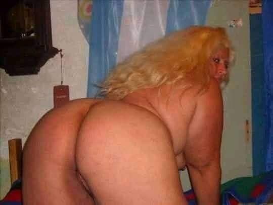 Zorra puta casada de bella vista,buenos aires,( tengo donde vive) quien se anima a cogerle ese culo?