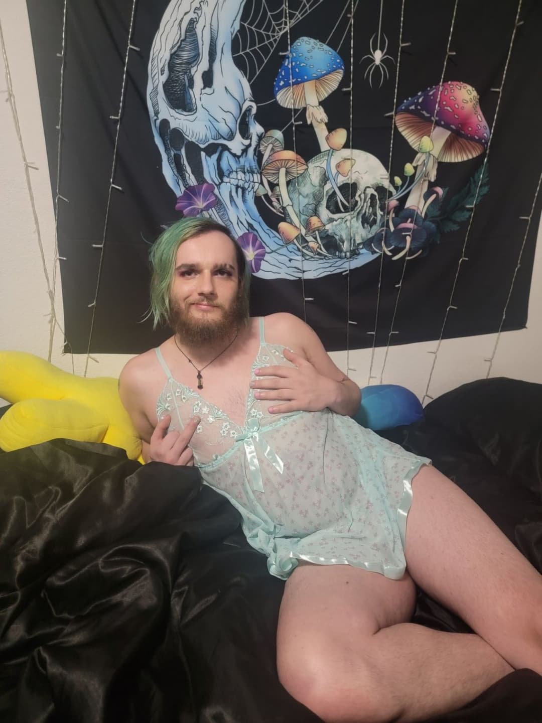 Blackmail me into being the biggest fag I can be tele in comments I live to be a faggot online