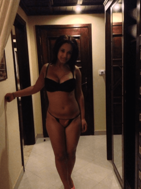 Sexy Duch Latina (19) sextape with BF - Sneaky sextape while parents are downstairs