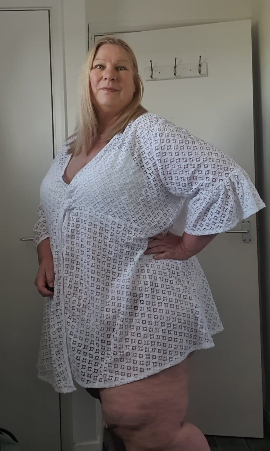 Blonde BBW GILF loves BBC