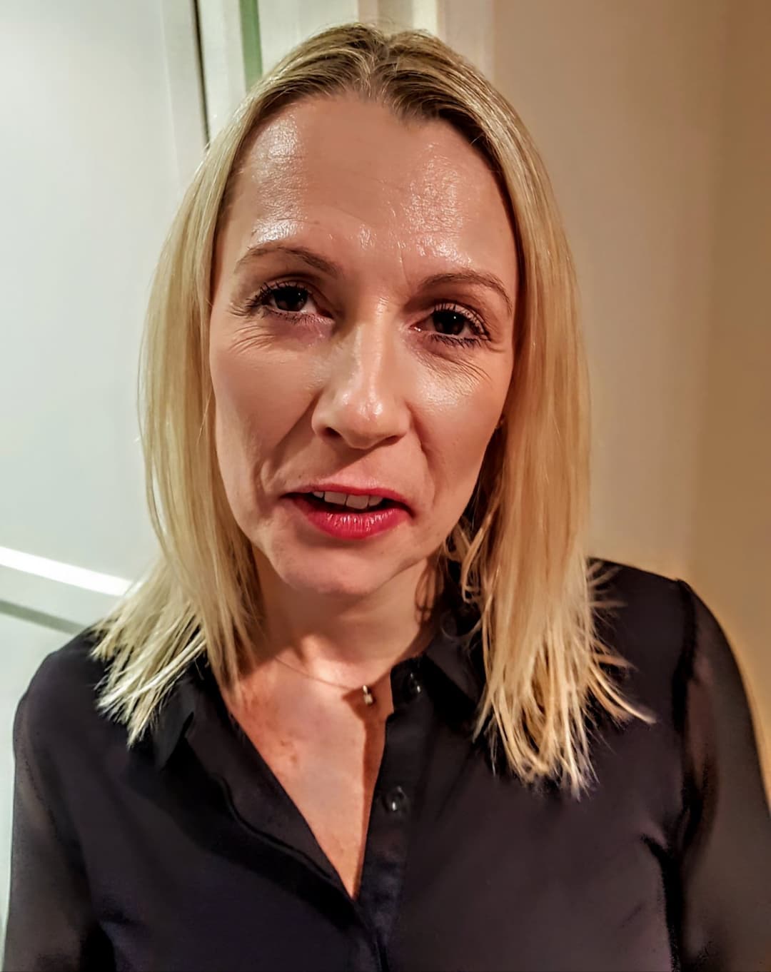 Pretty Mature UK Blonde Slag 48 From Surrey Face Big Tits Lingerie Pigtails Stockings