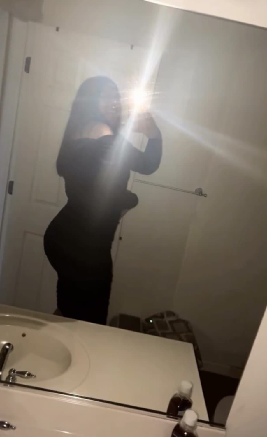 Sexy NRI Indian teen with ugly face but biggest ass ever ??