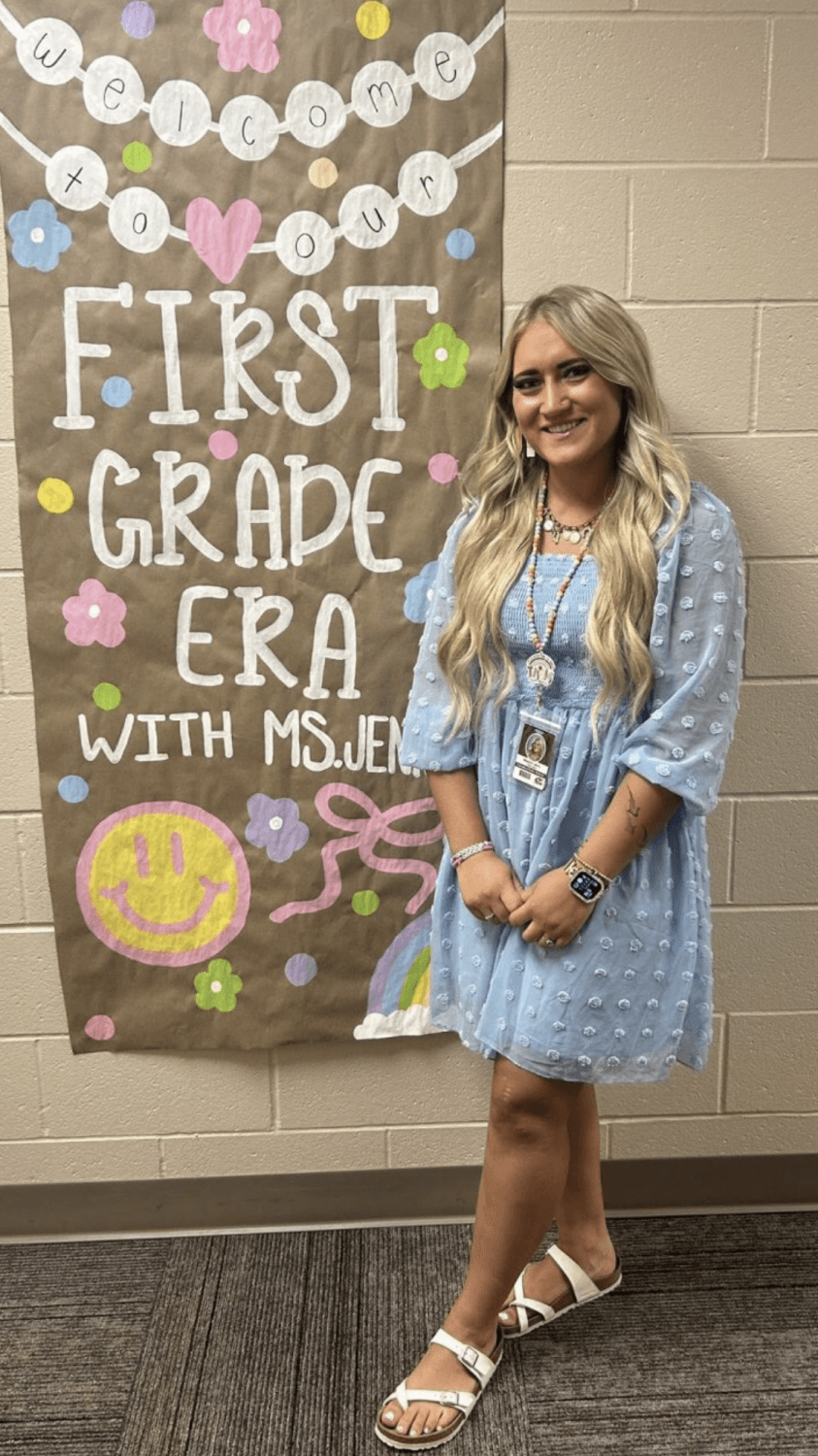 Another teacher peels open her cunt during Covid