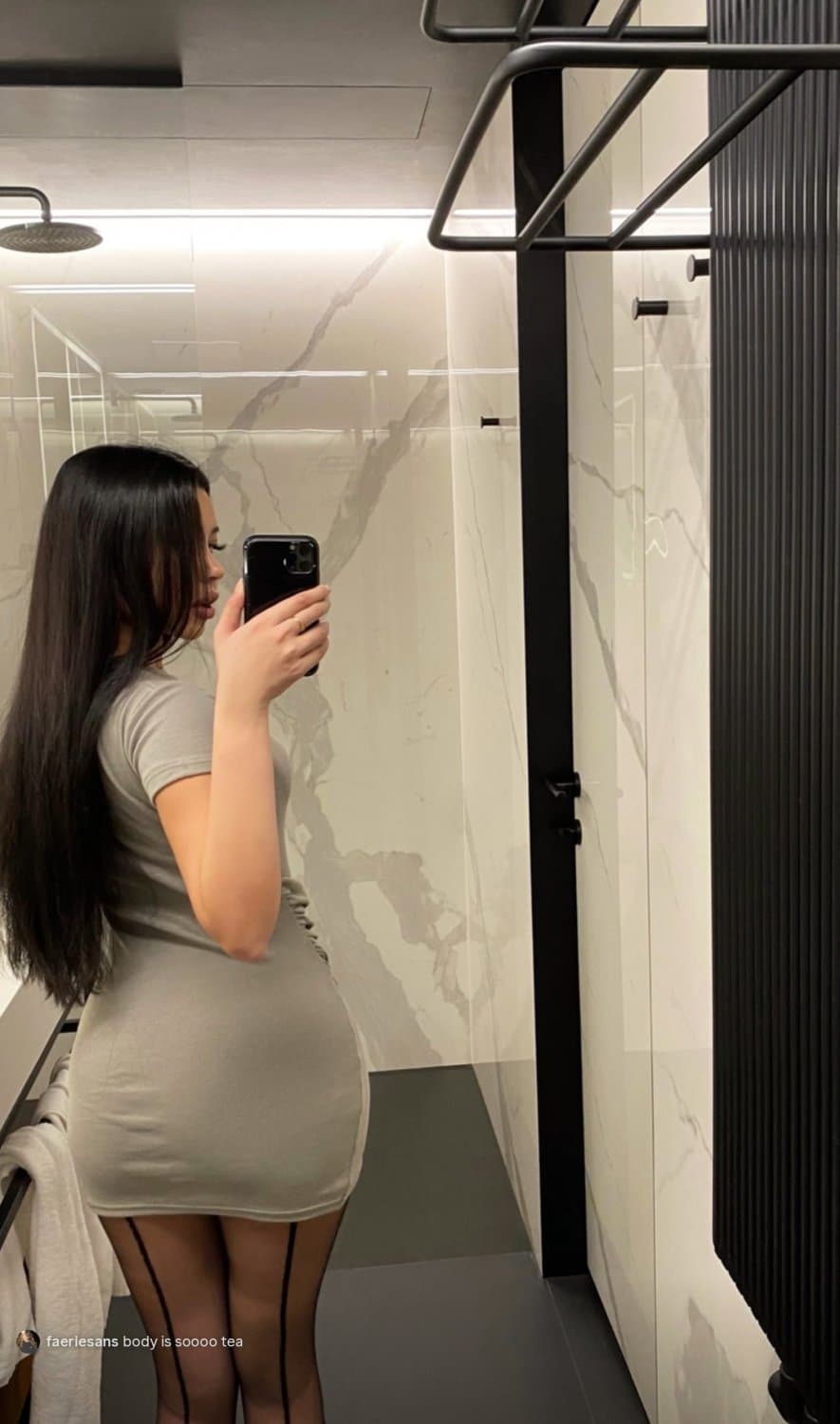 abg on a holiday suite leaks