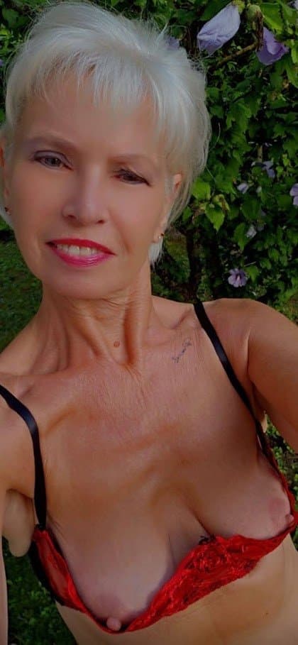 Click to view full size BLONDE A BLACKS