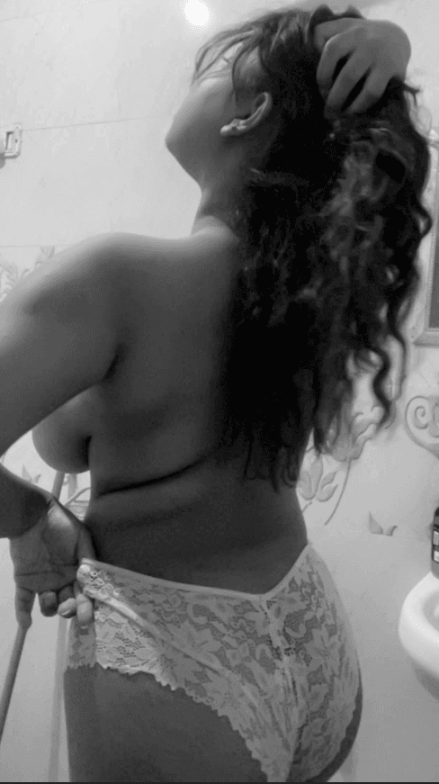 DESI NAUGHTY BUSTY BANGLA GF SELFSHOT TEASING