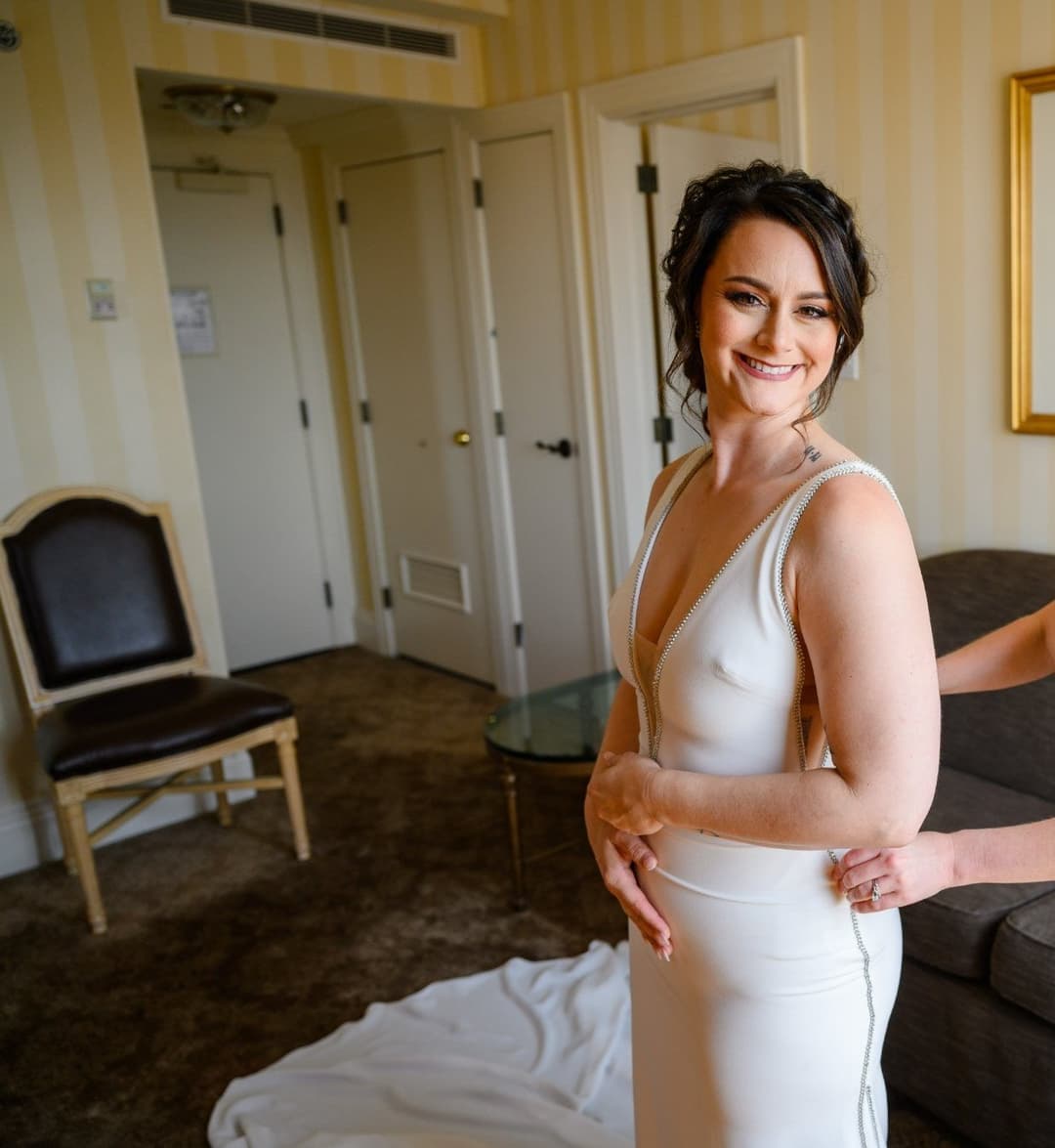 She must have decided to start her therapist career early. I feel better watching her flash her tits