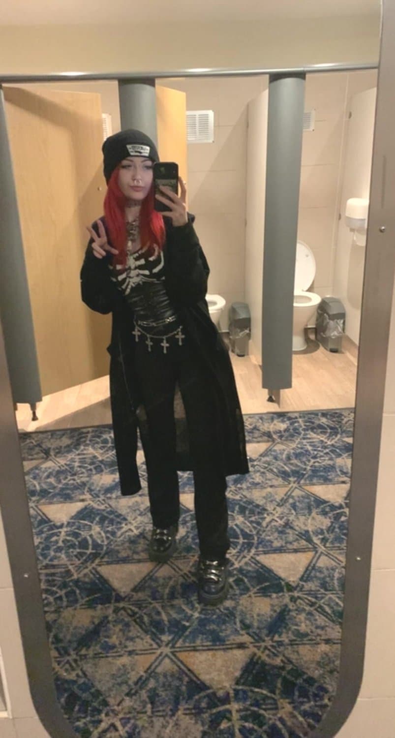 Make yourself useful or be ignored by this black goddess