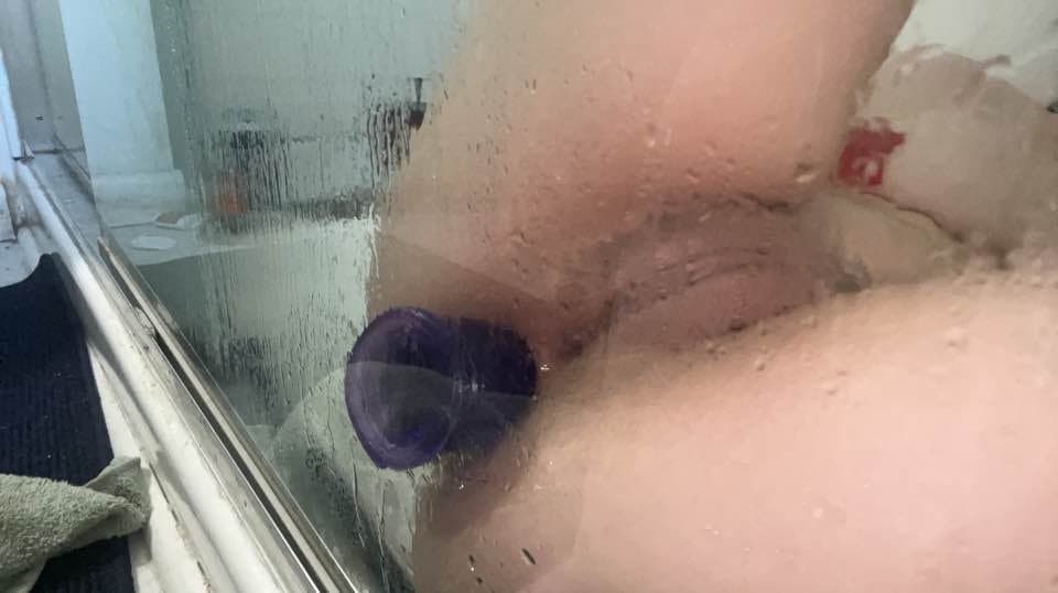 Brainless anal loving pig meat stuffing its holes and taping itself up for my amusement!