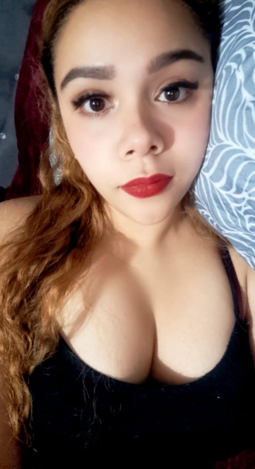 Mi contenedor personal en ella me corría dentro de su vagina 6 o 7 veces diarias ??? no puedudías