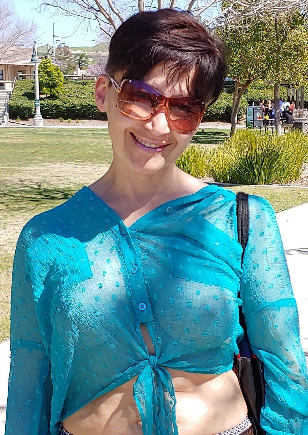 Click to view full size Fit Mature Trophy Wife Dressed Undressed Posing